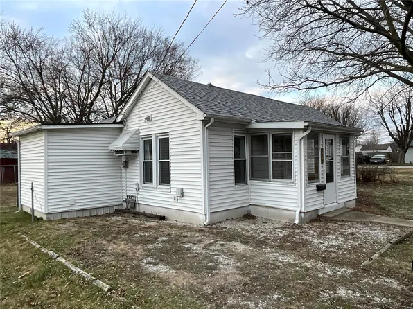 613 N Madison St, Litchfield, IL 62056