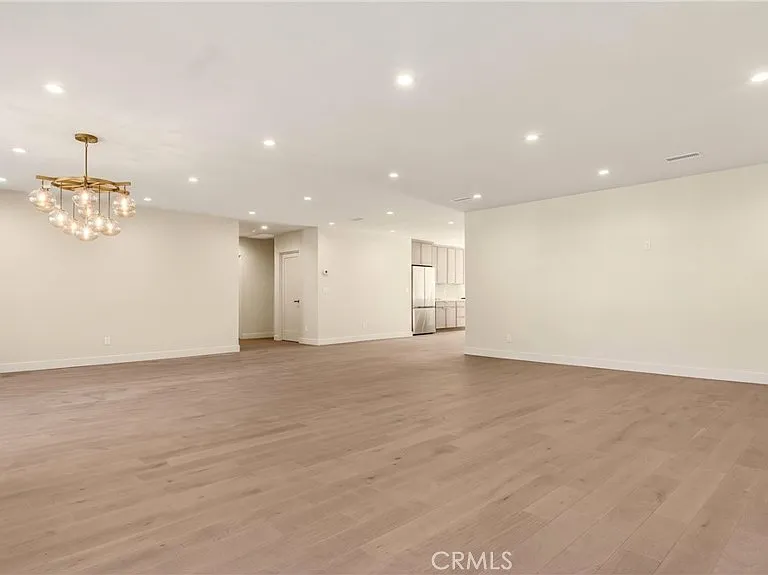 4819 Genesta — Photo 12