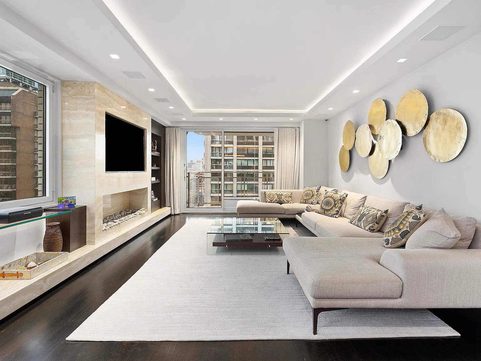 303 East 57th Street — Photo 2