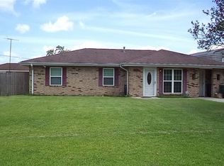 125 Saint Agnes Dr, Bourg, LA 70343