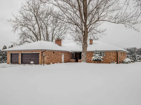 1116 Erin Ct, Middlebury, IN 46540