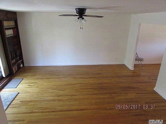 5th image of 7241 52nd Ave #2