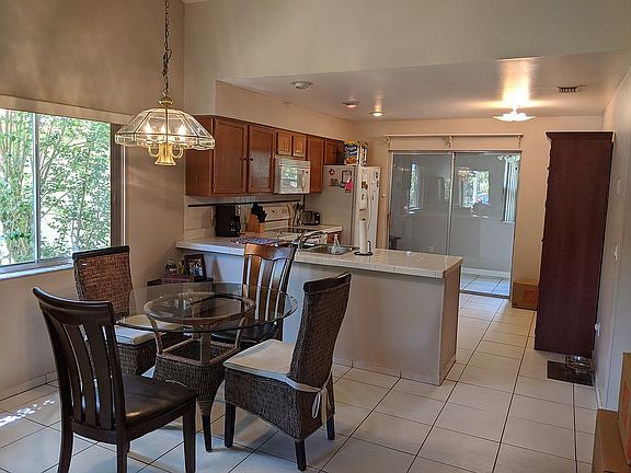 Breakfast Nook with Kitchen