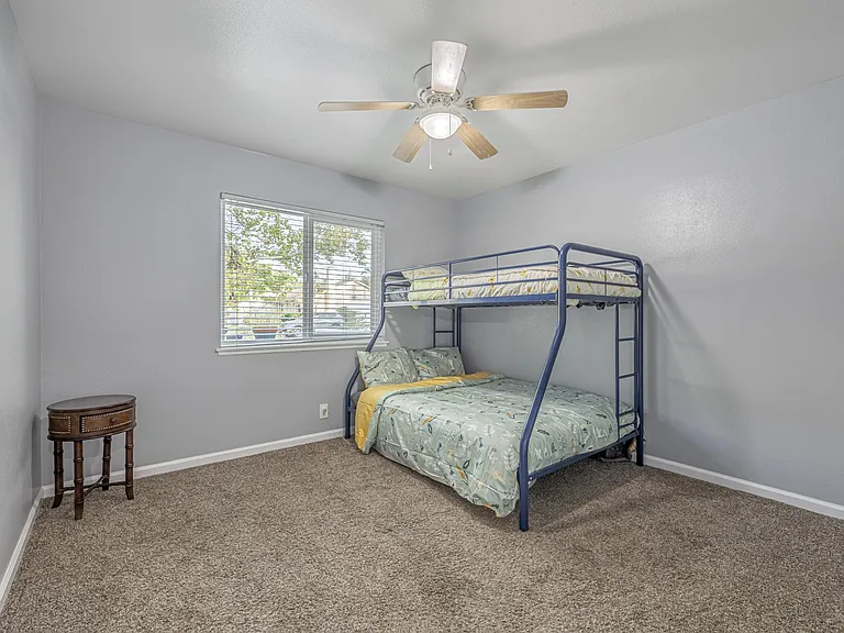 43827 Lively Ave — Photo 21