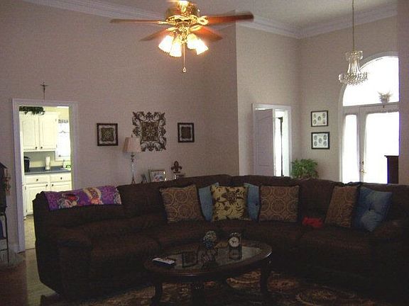 5th image of 1607 Harvest Dr