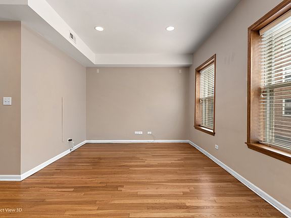 3rd image of 836 W Agatite Ave #2