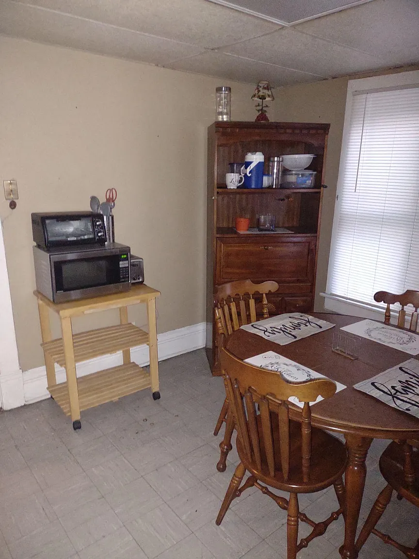1329 Washington Ave APT 2 photo 1