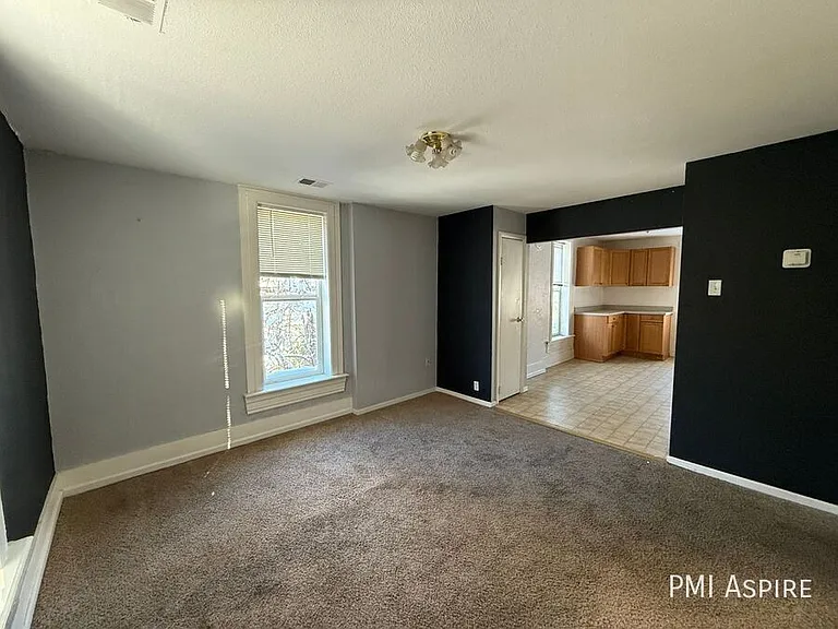 2326 N Federal Blvd #3 — Photo 3