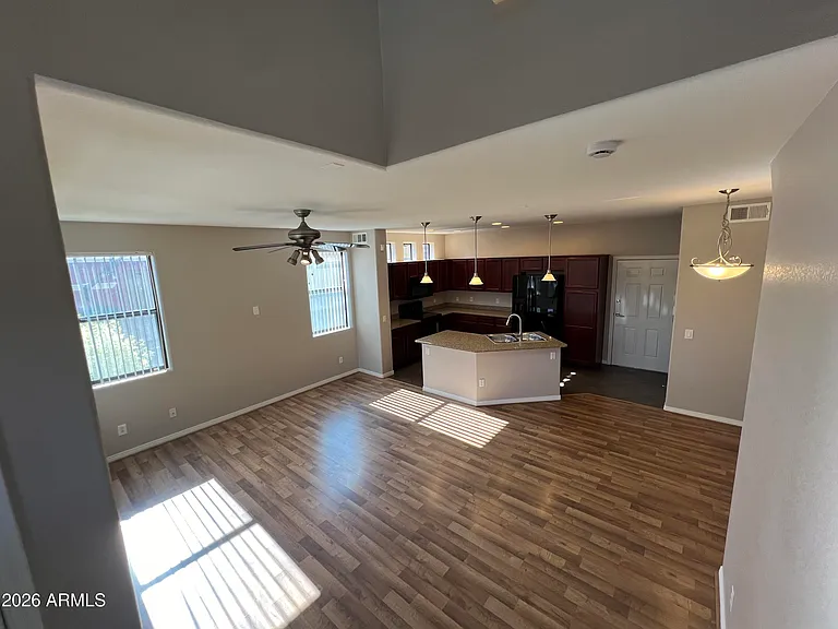 123 N Washington St #43 — Photo 11