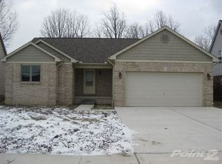 36682 Maplewood Dr, Sterling Heights, MI