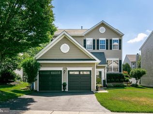 21 Arrowhead Dr, Burlington, NJ 08016