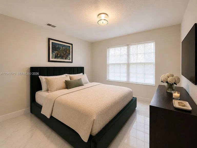 85 Gables Blvd — Photo 17