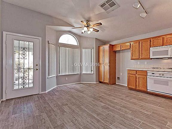4th image of 8136 Sedona Sunset Dr