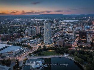 805 Carling Ave #3907, Ottawa, ON K1S 5W9