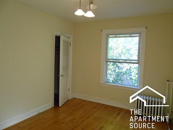 3rd image of 733 Elm St #304