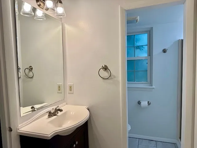 1208 Manassas Ct #A — Photo 11