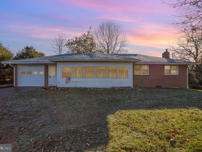 6627 Reynolds Mill Rd, Seven Valleys, PA, 17360