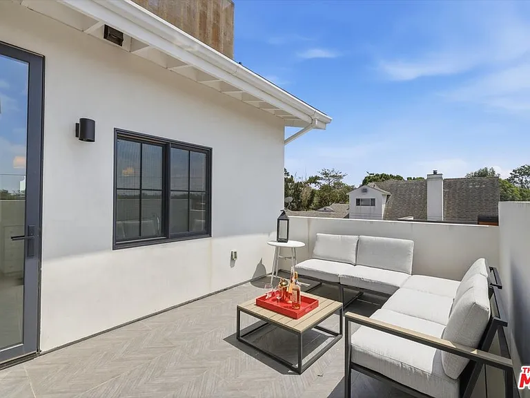 11003 Ocean Dr — Photo 47