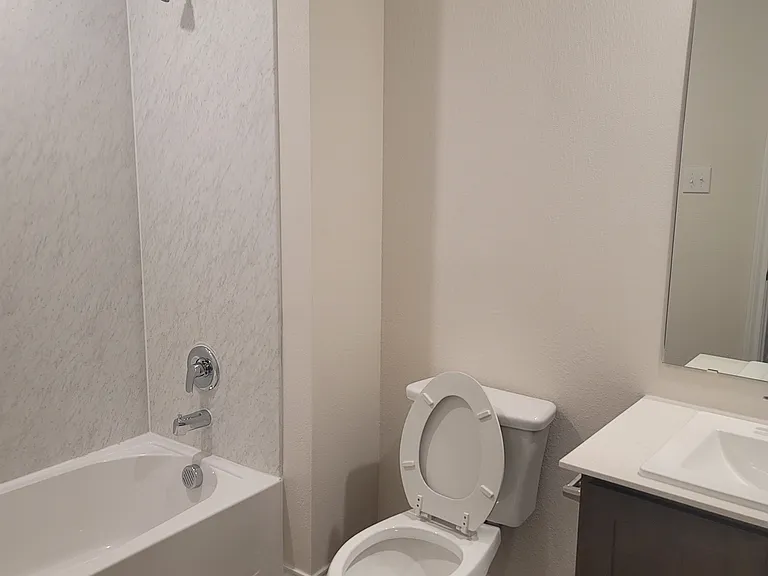 1117 Northfield Dr — Photo 14