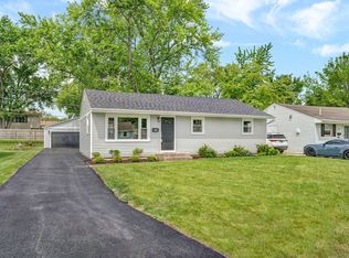 512 N Westlawn Ave, Aurora, IL 60506