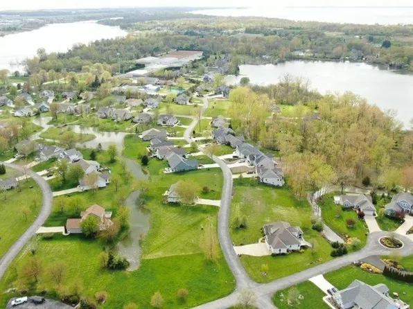 1141 Catawba Bay Dr, Port Clinton, OH 43452