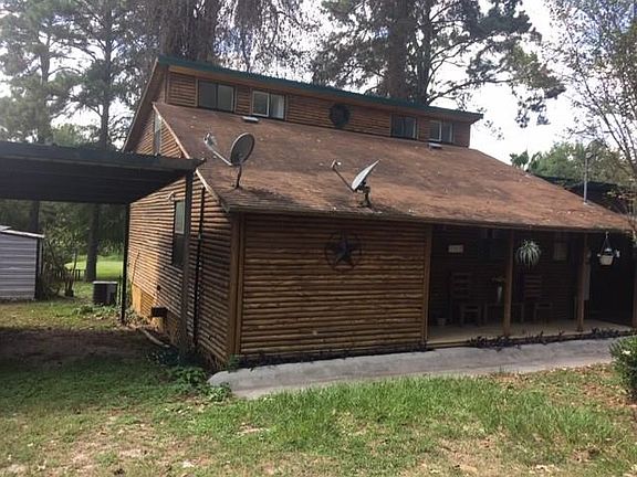 3rd image of 1912 E Pine Lake Cir