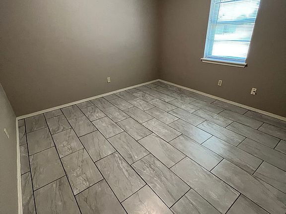 3rd image of 108 S 45th St