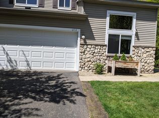 6714 Meadow Grass Ln S, Cottage Grove, MN 55016