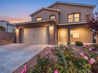 94 Confianza St, White Rock, NM 87547