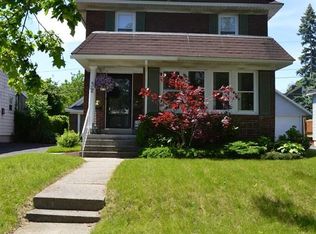 32 Fleetwood Ave, Albany, NY 12208