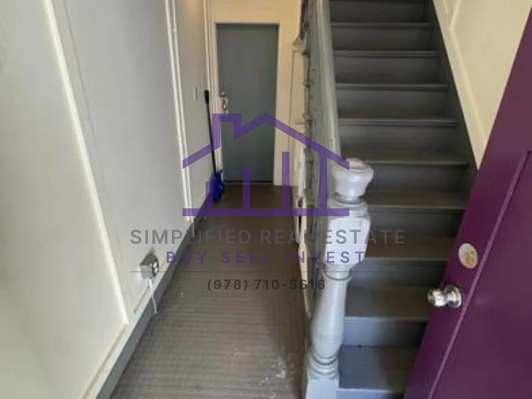 164 Riverside St #1 — Photo 12