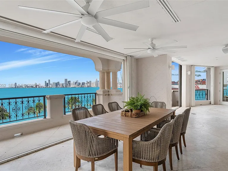 5242 Fisher Island Dr #5242 — Photo 34