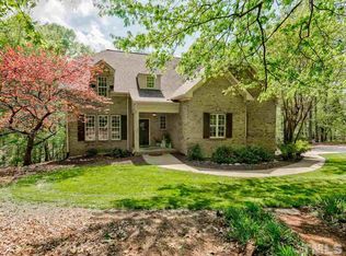 201 Lake Laurel Dr, Fuquay Varina, NC 27526