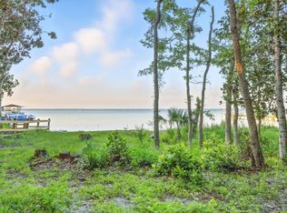 X Indian Trl, Destin, FL 32541