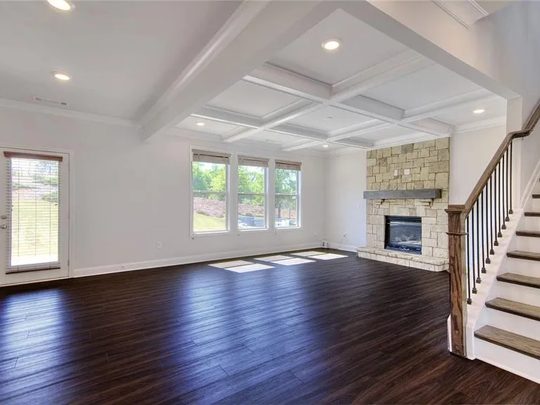 7107 Branch Creek Cv — Photo 16