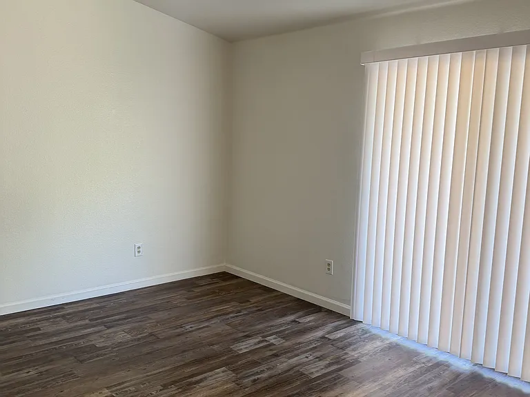 1813 Quail Meadows Cir — Photo 12