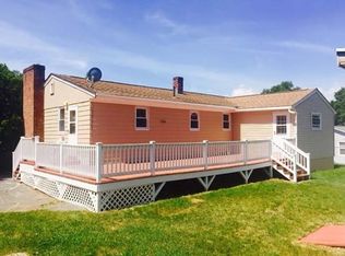 60 Willard St, Ayer, MA 01432