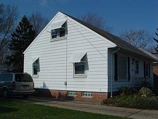 1st image of 15609 Ventnor Ave