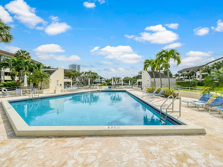 1117 Marine Way E #K2-L — Photo 46