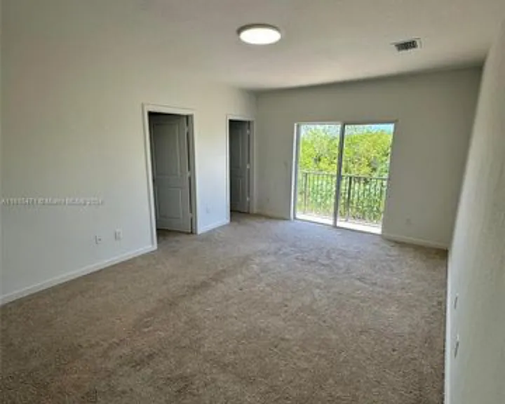 2-846 SE 19th St #846 — Photo 7