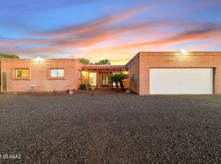 9460 E Catalina Hy, Tucson, AZ 85749