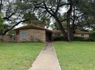 3206 Oakridge Ln, Waco, TX 76708
