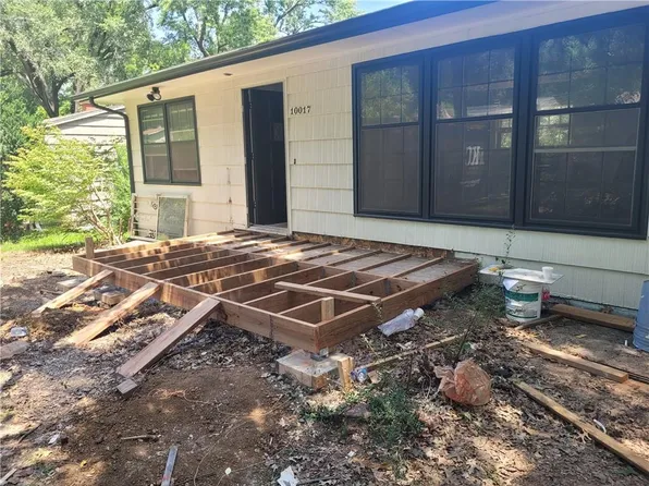 10017 Belmont Ave, Kansas City, MO 64134