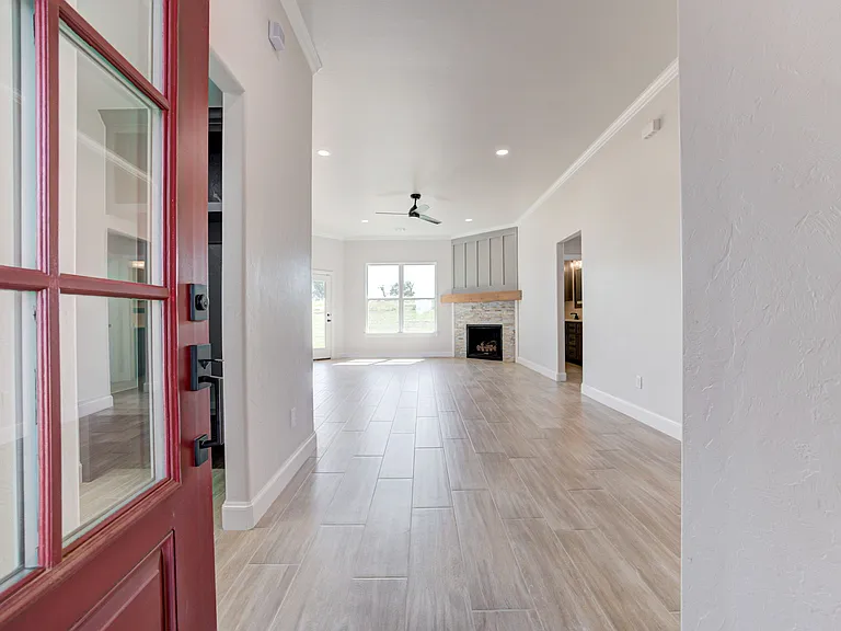 2167 Hux Dr — Photo 3