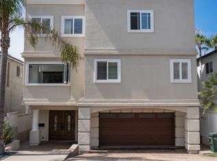 2045 Palm Dr, Hermosa Beach, CA 90254