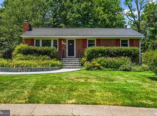 5602 Justis Pl, Alexandria, VA