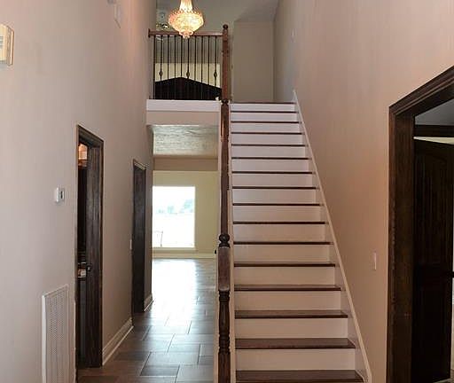 5th image of 54 La Costa Dr