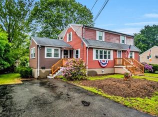 7 Park Dr, Woburn, MA 01801