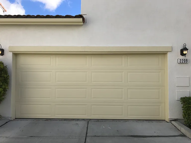 2209 Amaryllis Cir — Photo 13