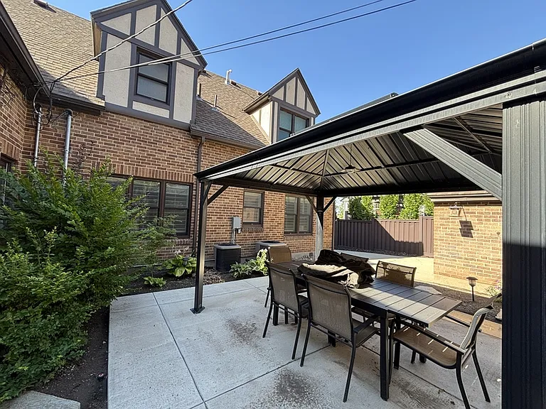 77 E Hillside Ave #1 — Photo 1